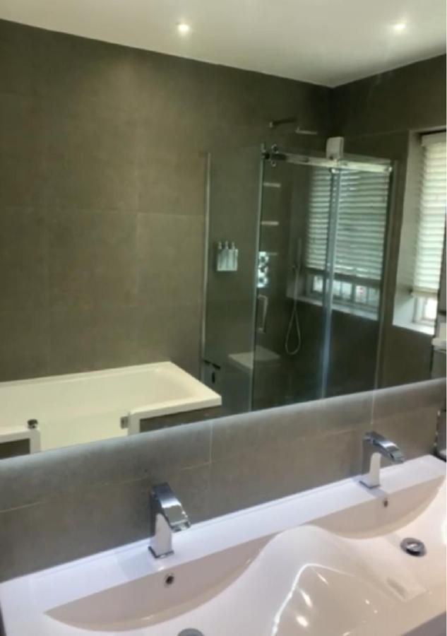 Wandsworth, South London Deluxe King Room 4 Eksteriør bilde